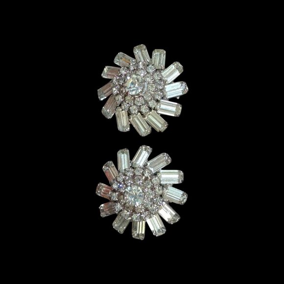 Vintage Rhinestone Starburst Clip-On Earrings Sparkling Statement Pair - Picture 2 of 5